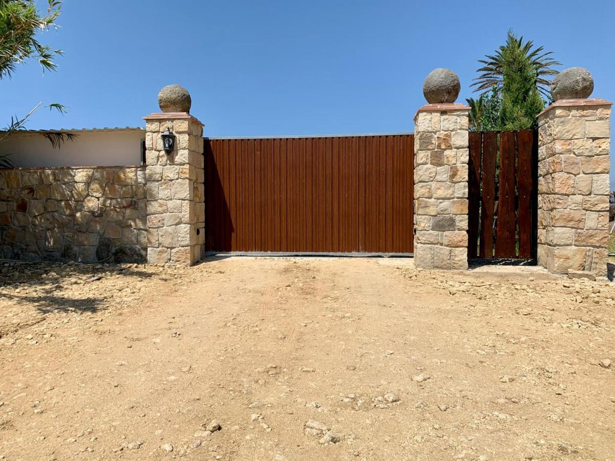 Apartamentos Villa Pirata Tarifa Exterior photo